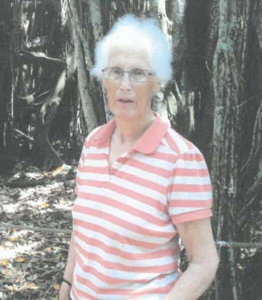 Colleen Elizabeth PALMER